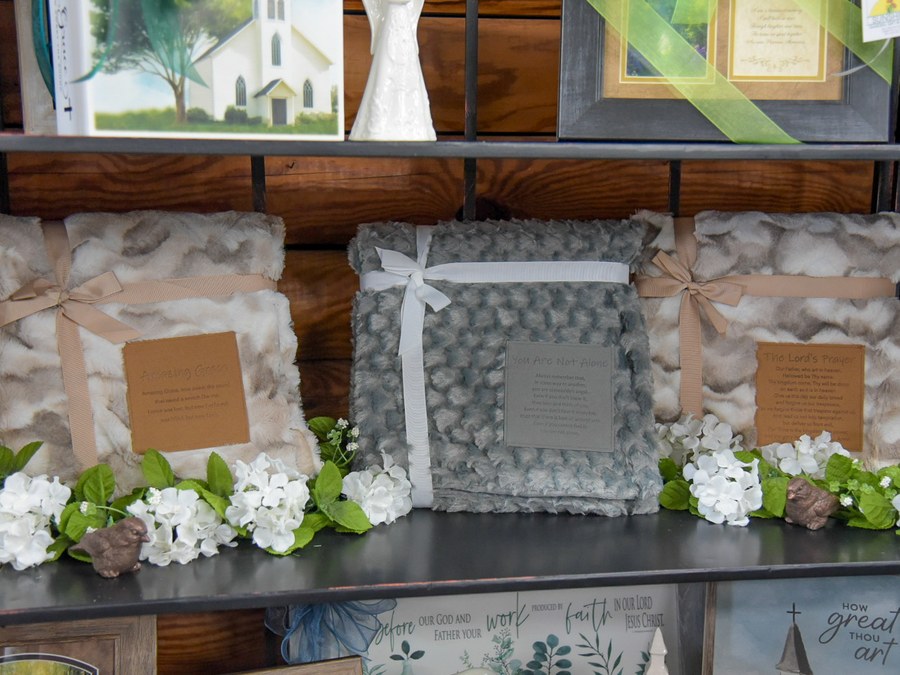 Memorial throw pillows and blankets